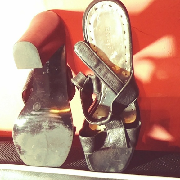 Sandals - Picture 3 of 4